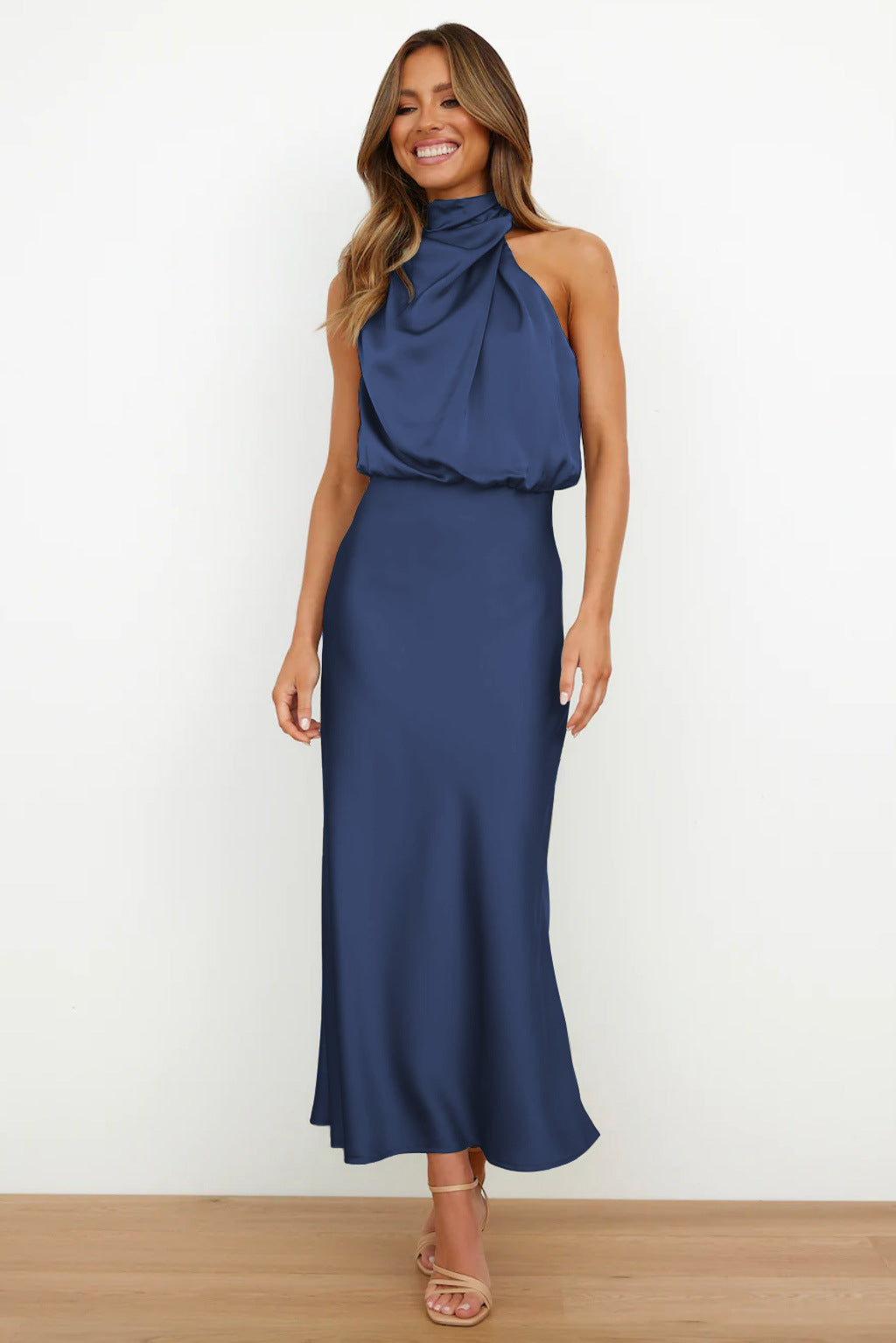 Carlina | Long satin dress with halter neckline