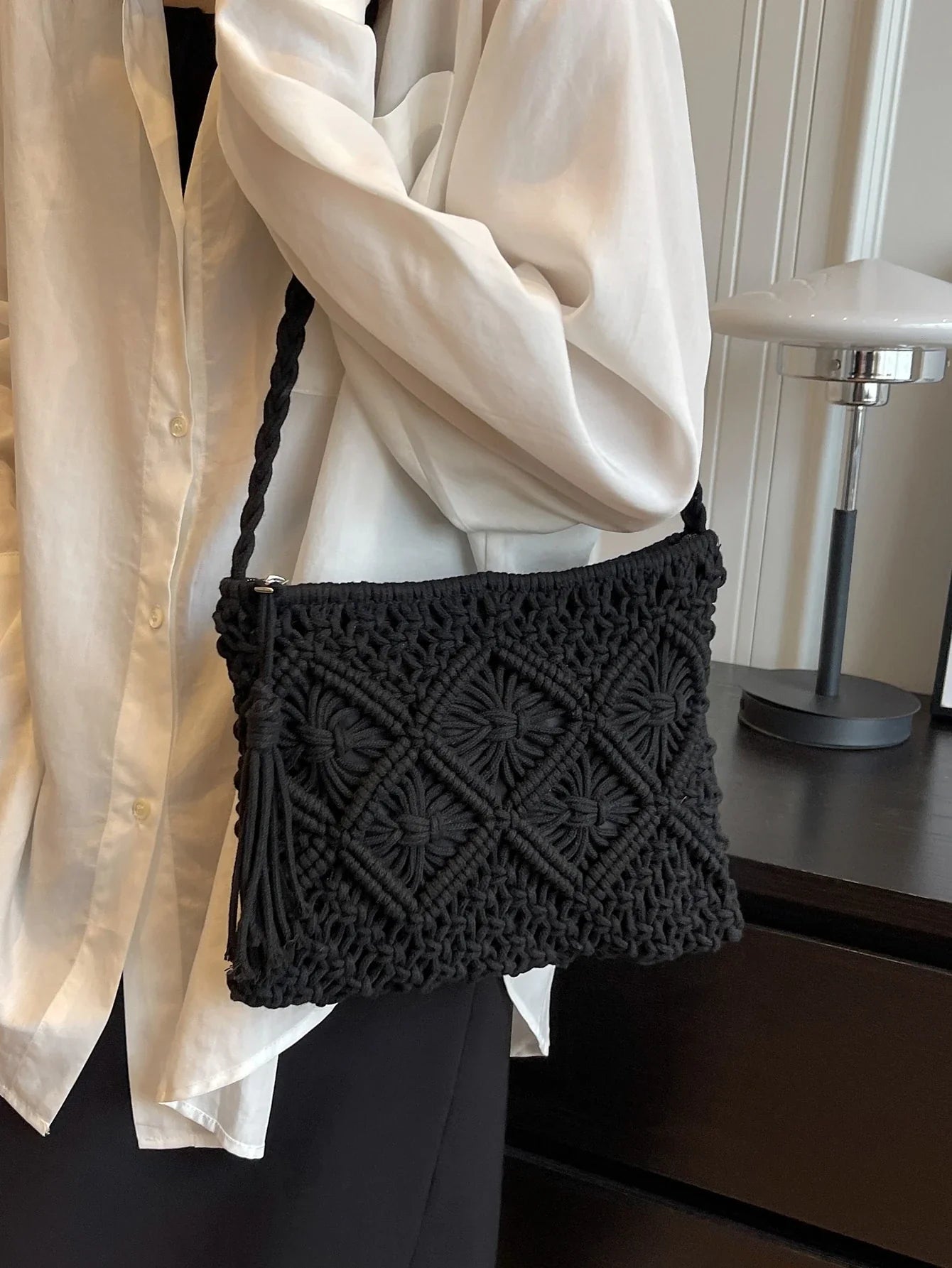 BETY| Vävd crossbodyväska