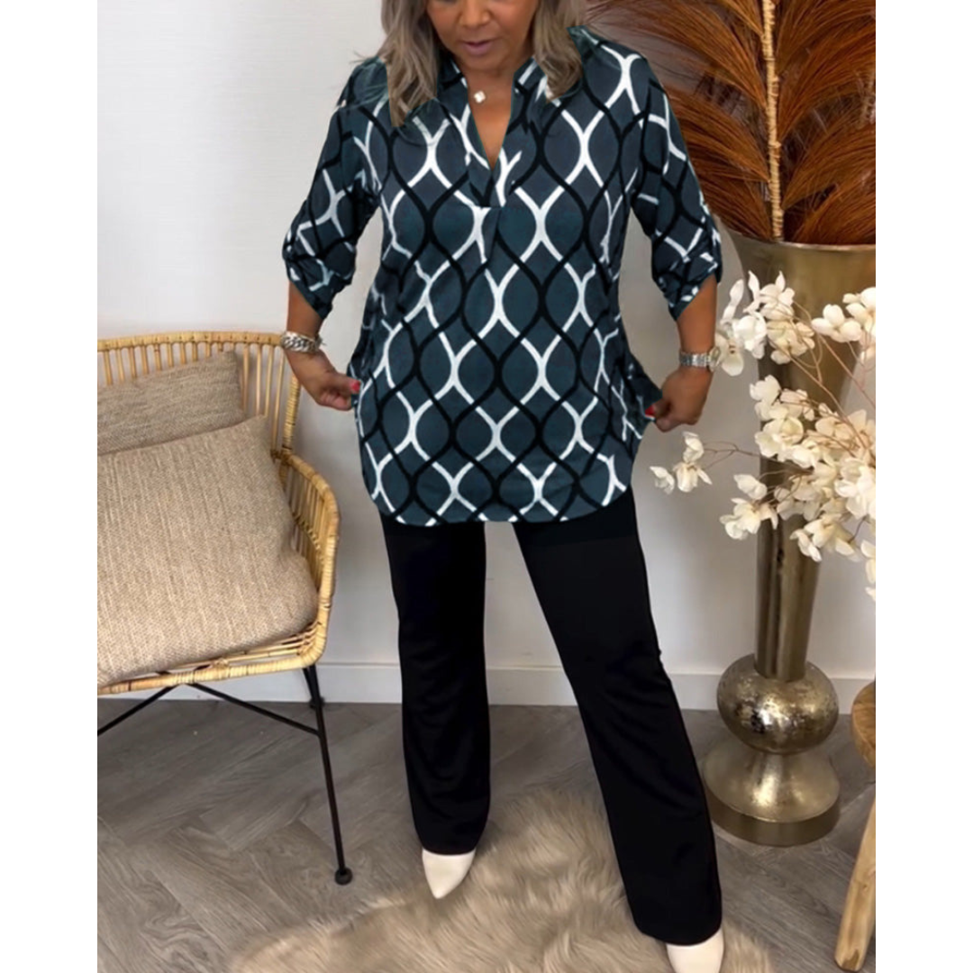 Karin™ - GRAPHIC PATTERN BLOUSE WITH A MODERN TOUCH